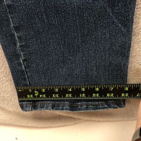 2 Wrangler Mens Jeans 34x29 Measured Relaxed Fit Blue Denim Classic Casual - Picture 11 of 16